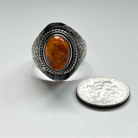 Vintage Amber Sterling Silver Ring - Picture 9 of 11